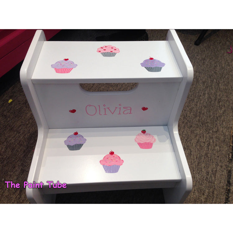 Olivia Cupcakes Theme 2 Step up Stool