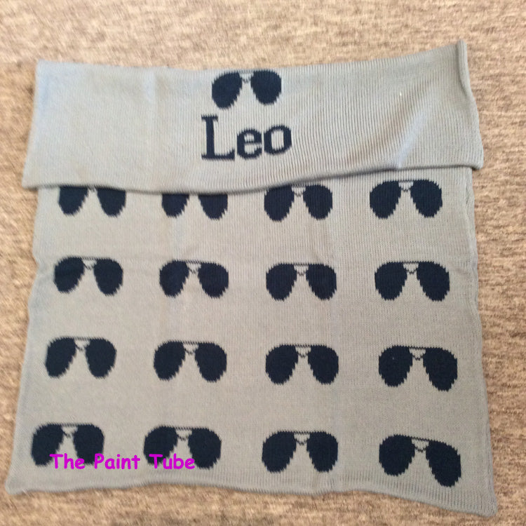 Leo Aviator Glasses 100% Cotton Knit Blanket