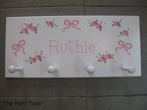 Ruthie Bows/Cabbage Roses Wall Plaque with Pegs