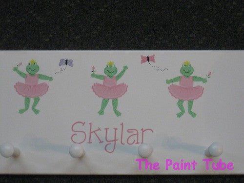 Skylar Ballerina Dancing Frogs Wall Plaque with Pegs