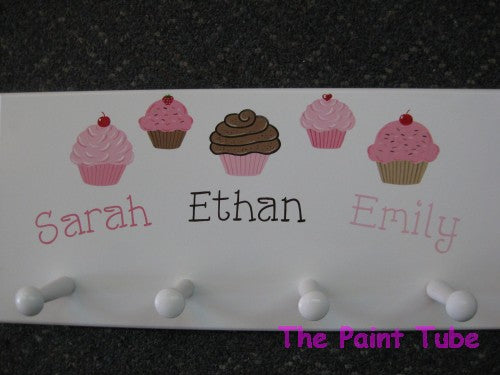 Cupcakes Theme Wall Plaque with Pegs