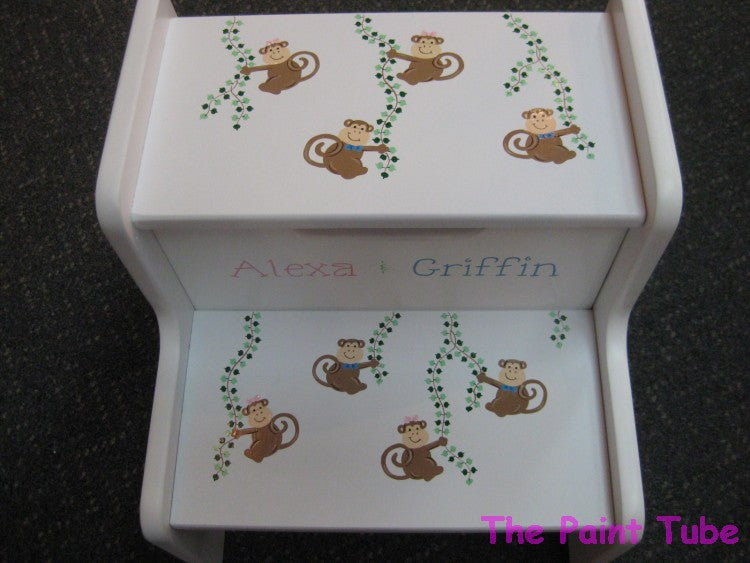 Alexa/Griffin Monkeys 2 Step Up Stool