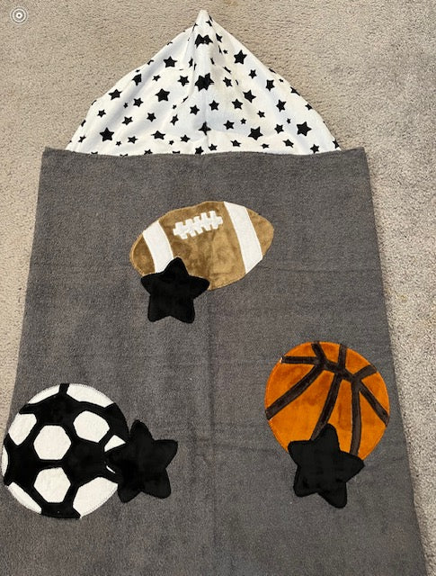 Sports/Stars Hooded Towel
