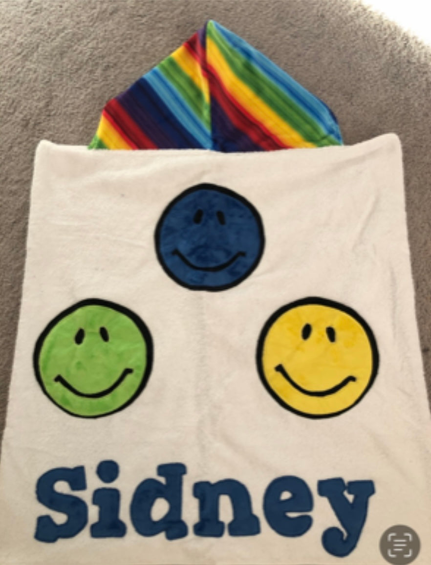 Sydney Happy Face Hooded Towel
