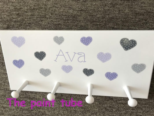 Ava Scallop Hearts Theme Wall Rack with Pegs